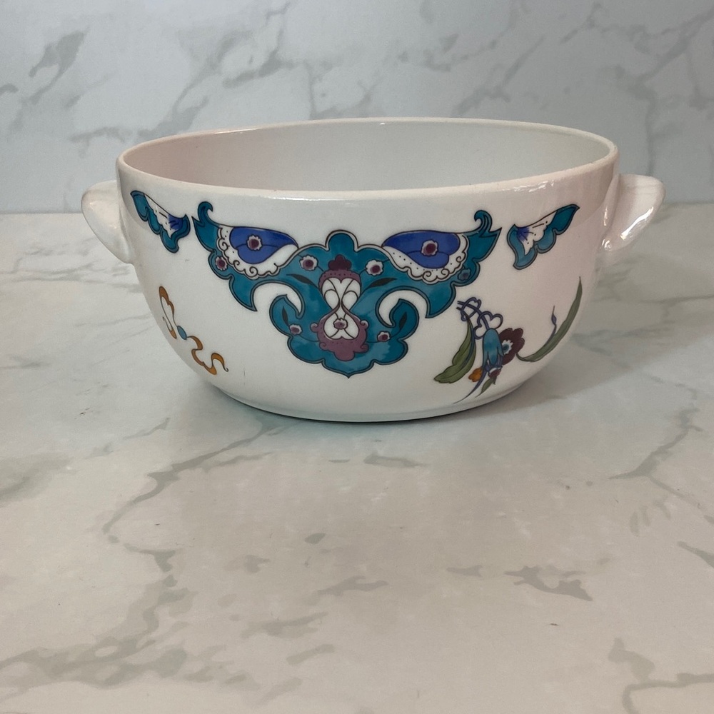 Vintage Royal Worcester Palmyra 2.25 Qt Casserole Shape 23 England No Lid Floral